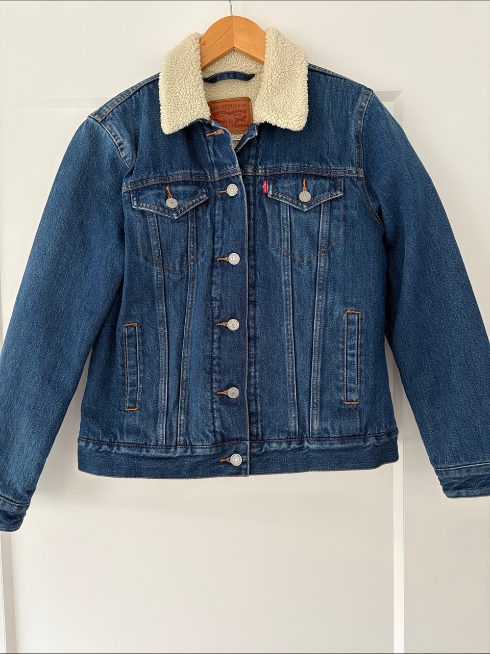 Levi's Women’s Denim Jacket with Cream Sherpa Collar